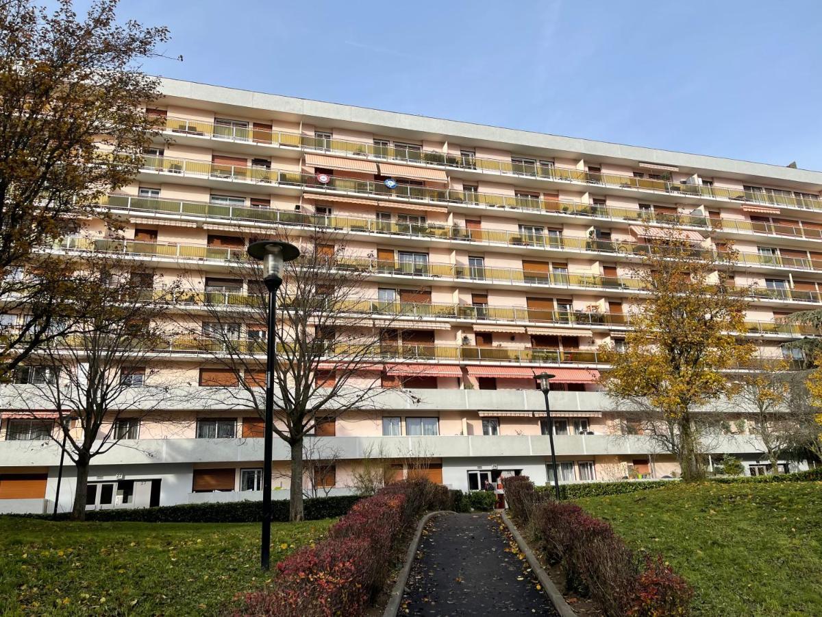 Chambre Privee En Colocation Dans Un Appartement Au Centre De Rillieux La Pape 外观 照片